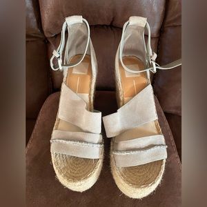 Dolce vita gray 4 1/2 in wedge with ankle strap sz 9